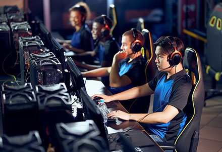 ��Ӯ����